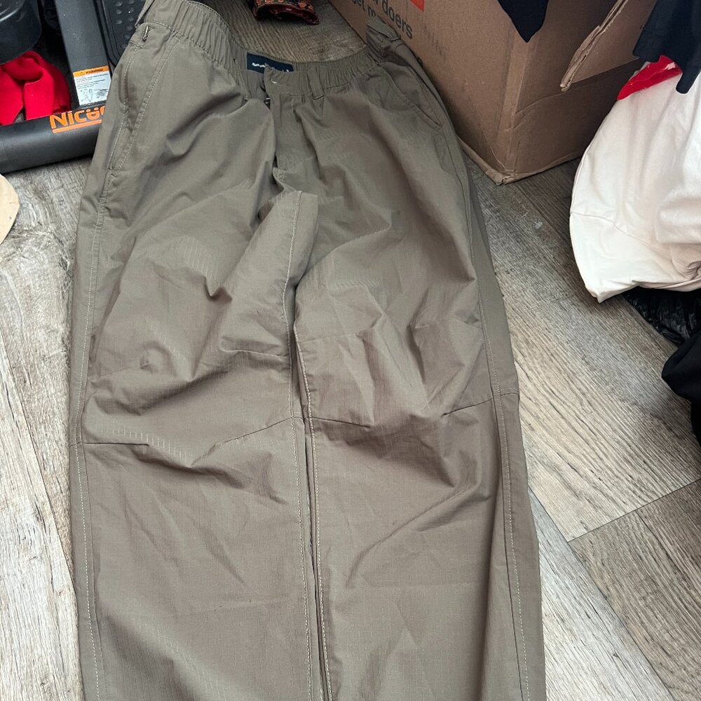 Abercrombie & Fitch medium‎ green joggers
